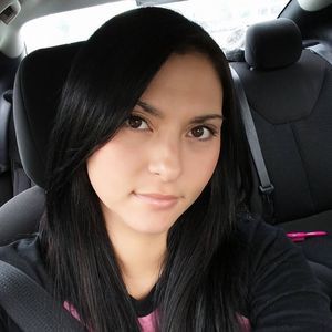 Meet your Posher, Danielle