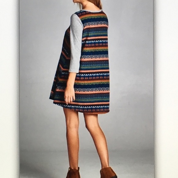 🍭Gray/rainbow🍭pattern tunic blouse - Picture 2 of 4