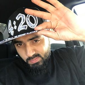 Meet your Posher, Parminder