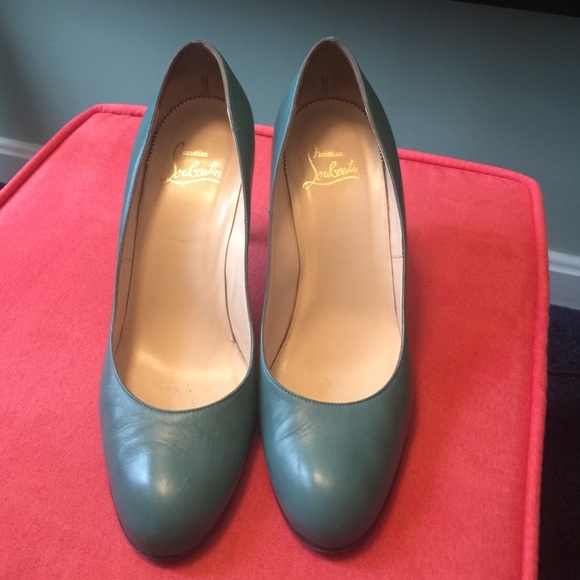Christian Louboutin Simple Pumps Blue in size 40.