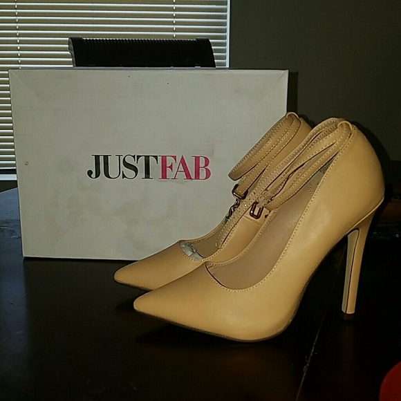 Womens pumps - Picture 1 of 1