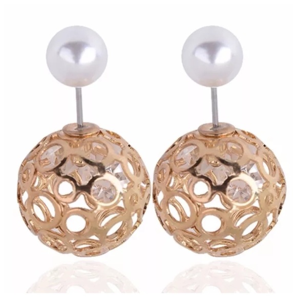 Jewelry - ‼️PRICE FIRM LAST CALL Loose Crystal  Earrings