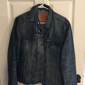 Men's Levi's denim jacket