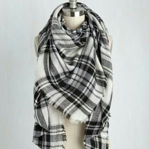 ModCloth Accessories - NWT Modcloth Loch & Key Blanket Scarf ModCloth Accessories - NWT Modcloth Loch & Key Blanket Scarf