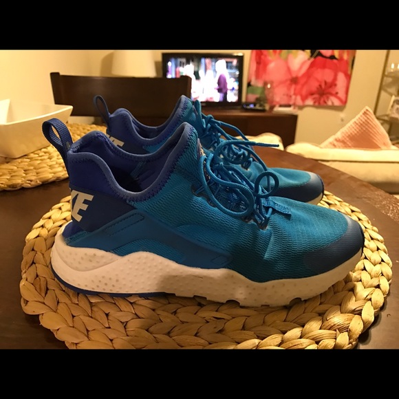 NIKE AIR HUARACHE RUN ULTRA - WOMEN'S