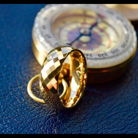 New gold plated men's tungsten ring