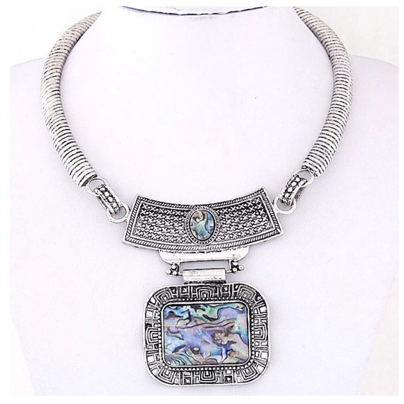 D30 Silver Abalone Shell Rectangle Necklace - Picture 3 of 3