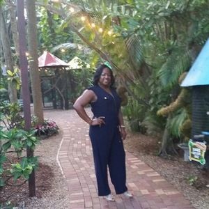 Meet your Posher, Cynthia