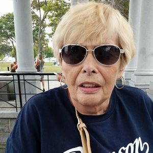 Meet your Posher, Deborah