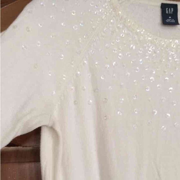 Gap Cream Sequined 3/4 Sleeve Sweater - Medium - Picture 2 of 3