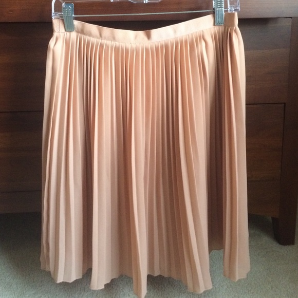 J. Crew Dresses & Skirts - Pleated J. Crew Sunburst Skirt