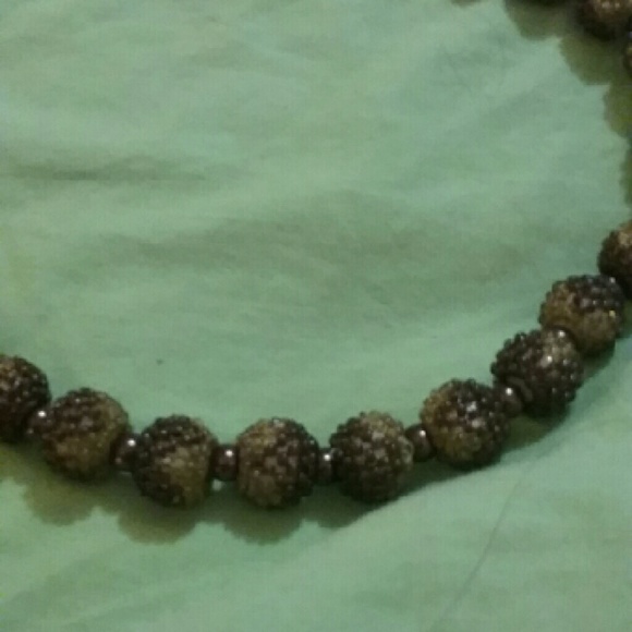 Necklace - Picture 2 of 4