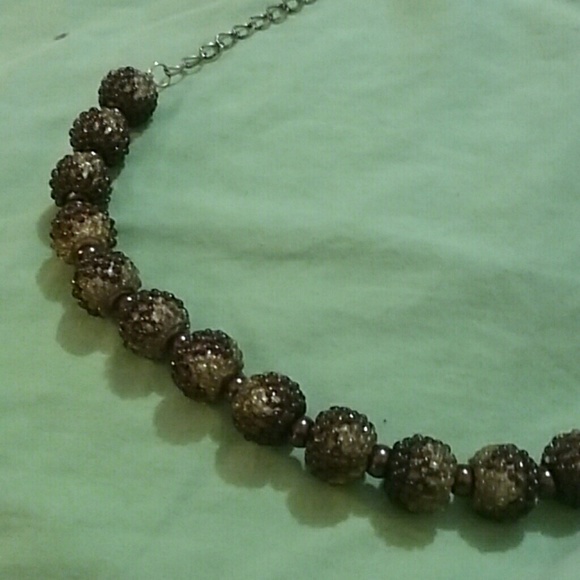 Necklace - Picture 4 of 4