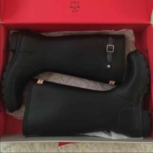 Black Hunter boots