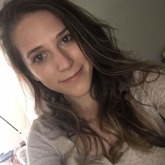 Meet your Posher, Amee - Picture 1 of 1