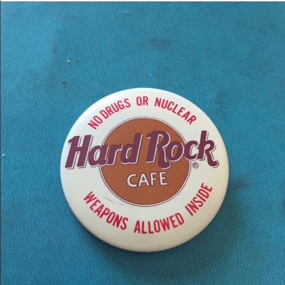 Hard Rock Cafe pin