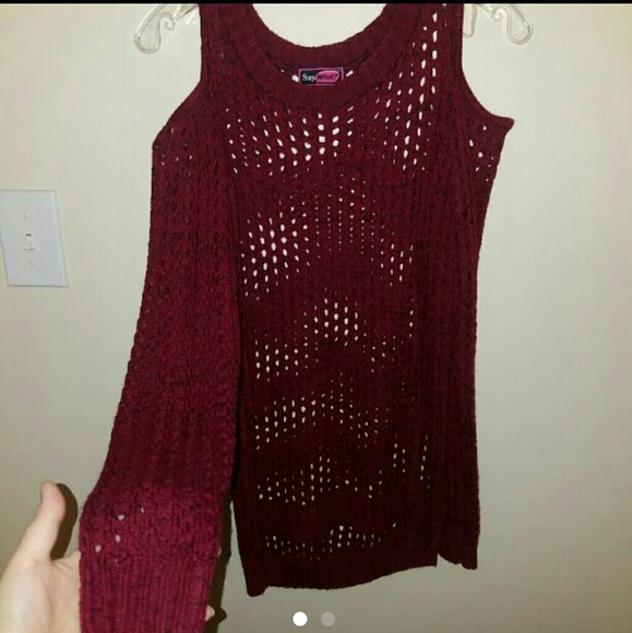 Cute Cold Shoulder Maroon Top (BUNDLE 2 SAVE) - Picture 1 of 2