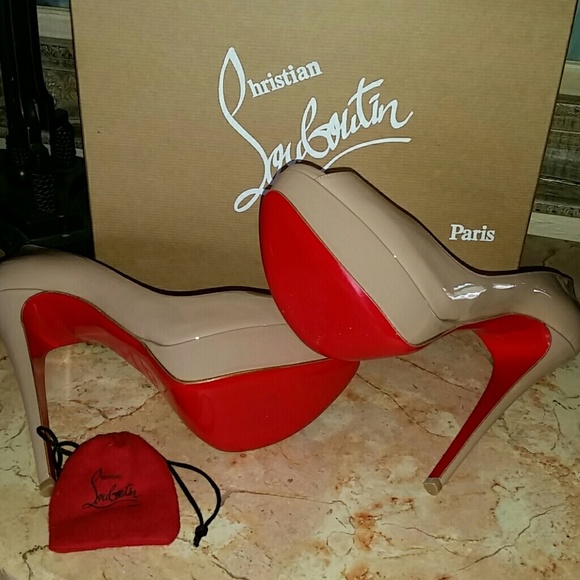 Christian Louboutin shoes - Picture 2 of 4