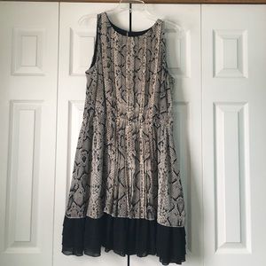 Jessica Simpson pleated dress