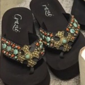 Grazies flip flops size 8