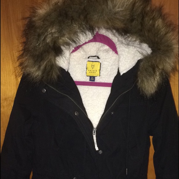 Black Junior Girl's Winter Jacket Size Small - Picture 1 of 4