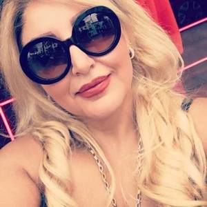 Meet your Posher, Tina