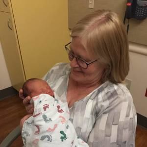 Meet your Posher, Claudia