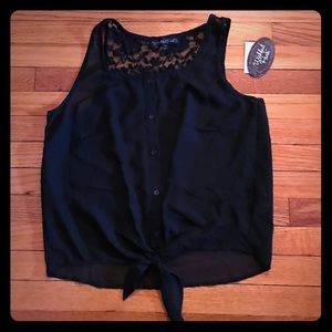 NWT Black button up Blouse crop top