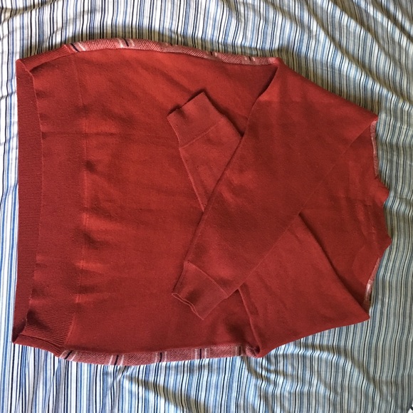 Sweater - Picture 2 of 2