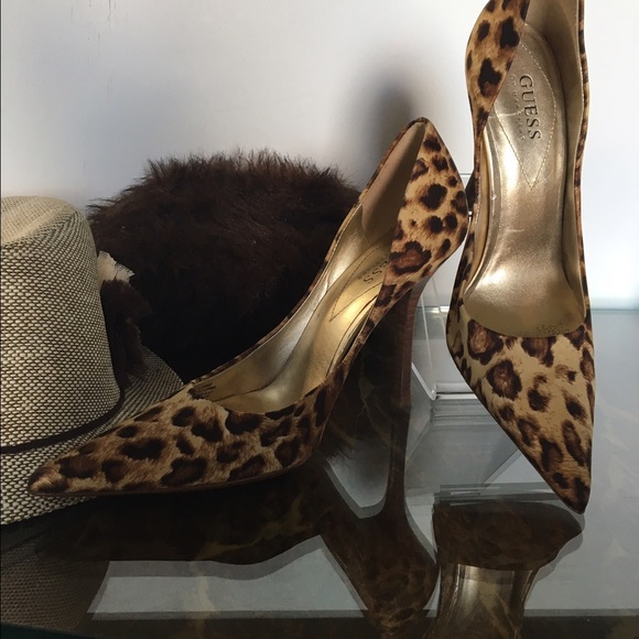 Shoes - Picture 4 of 4