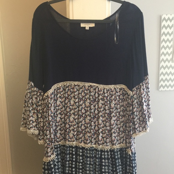 Navy floral print tunic