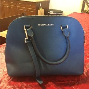 Michael Kors purse ( heritage blue)