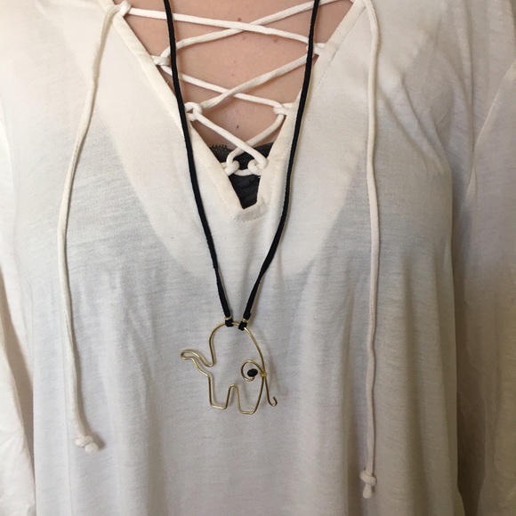 Handmade gold wire elephant necklace black suede!! - Picture 1 of 2