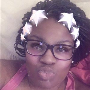 Meet your Posher, Tabitha