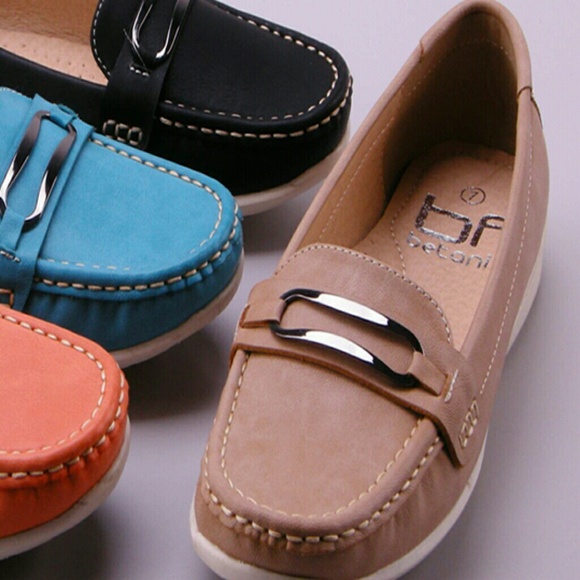 Flats - Picture 2 of 2