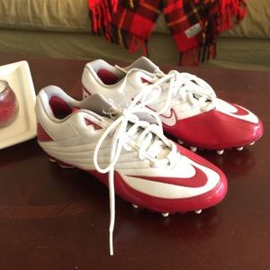 ‼️Brand New Nike cleats‼️