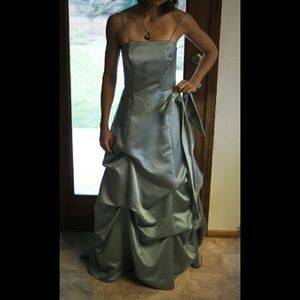Davids Bridal Bridesmaid Dress Style 81123