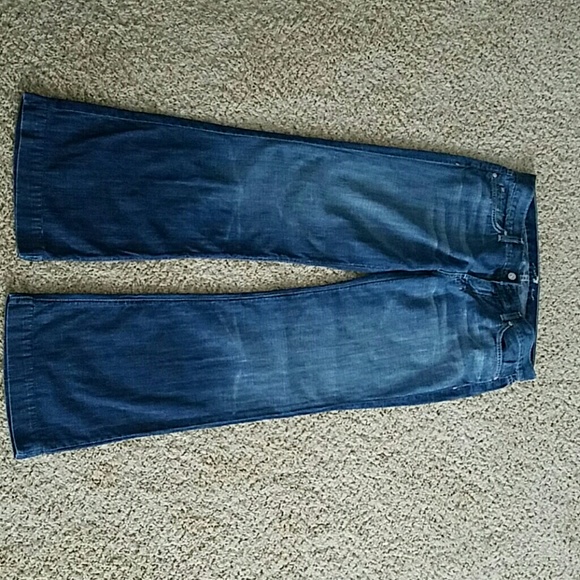 7 for All Mankind