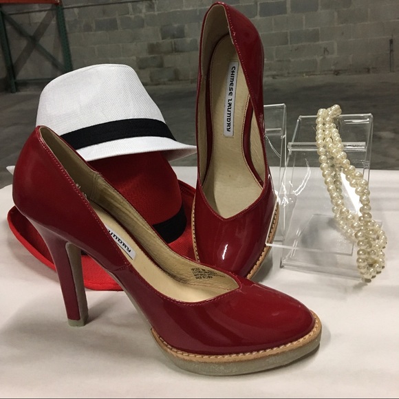Shoes - Picture 4 of 4