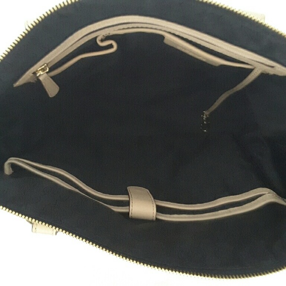 Michael Kors East West Jet Set Tote Bag - Picture 3 of 4