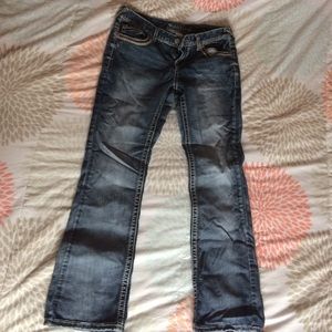 Maurices jeans