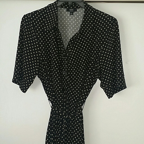 Dress - Picture 2 of 4