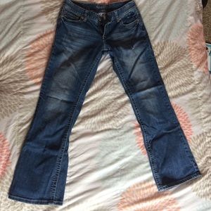 Maurices jeans