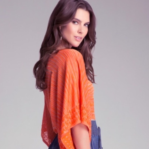 Bebe kaftan poncho top - Picture 2 of 4