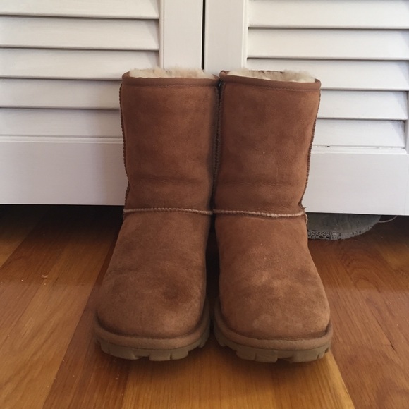 mid calf Ugg boots