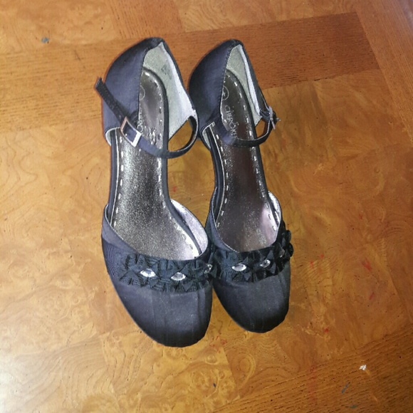 Kids heels