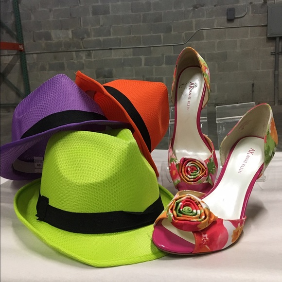 Shoes - Picture 2 of 3