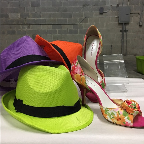 Shoes - Picture 3 of 3