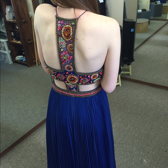 Sherri Hill Prom Dress - Picture 2 of 2