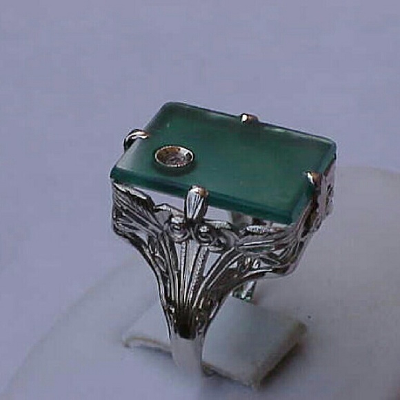 Antique 14k gold diamond chrysoprase filigree ring - Picture 3 of 6
